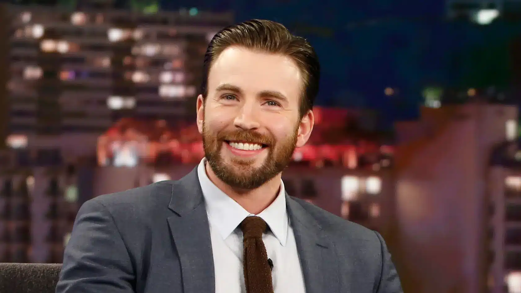 Chris Evans Net Worth: Have a Look at the MCU Star’s Wealth