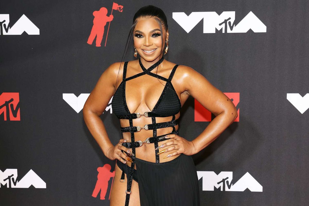 Ashanti Net Worth: This American Singer Earns Even More Than You Think