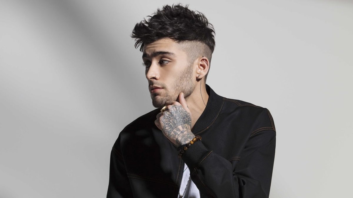 Pillowtalk Singer Zayn Malik Was Accused Of Catfishing On Tinder